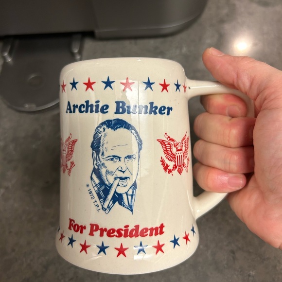 Vintage Archie Bunker beer mug/coffee mug. 1972 - Picture 2 of 6